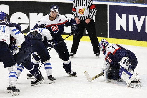 Ján Laco (vpravo) v akcii