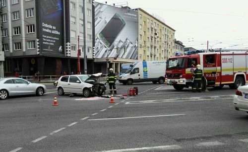 Nehoda na Trnavskom mýte v Bratislave