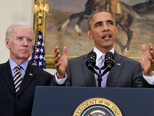 Joe Biden (vľavo) a Barack Obama