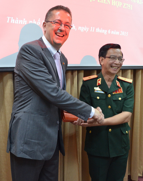 Minister Glváč navštívil vo Vietname najväčší opravárenský podnik, s vedením nadviazal na rokovania s ministrom národnej obrany