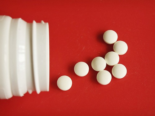 Pozor na množstvo liekov, ktoré prehltnete!