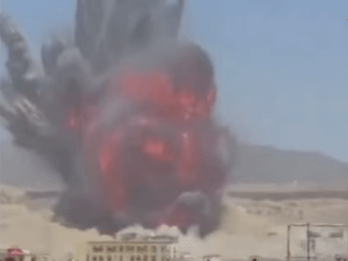 Výbuch v blízkosti vojenskej nemocnice v Jemene