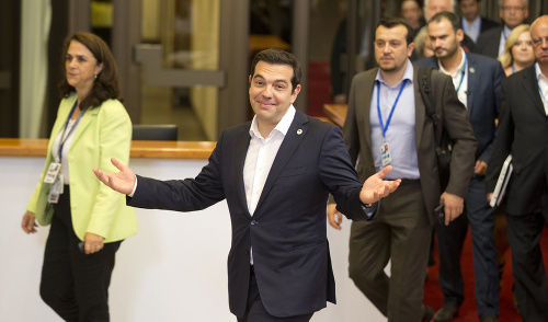 Alexis Tsipras odchádza zo summitu