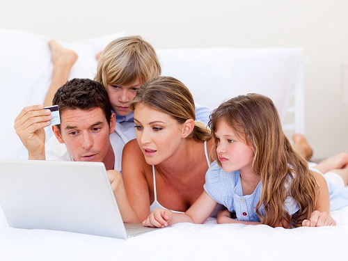 Online nakupovanie môže prinášať radosť hneď viacerými spôsobmi