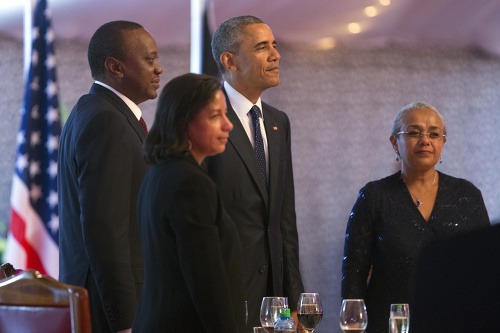 Michelle Obamová a Barack Obama v Keni