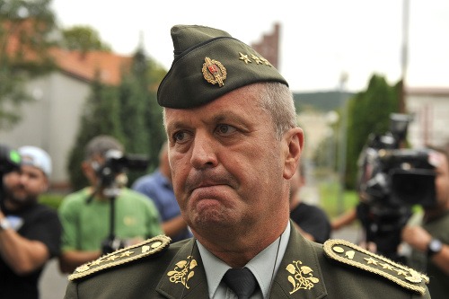 Minister obrany Peter Gajdoš