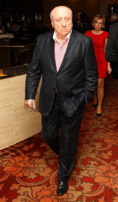 Vyjadrenie k ROZVODU: Totálny zvrat v najväčšej neverníckej kauze českého šoubiznisu! – galéria