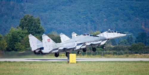 MiG-29: Ruské stíhačky sú už za zenitom. Hoci ešte nie sú na odpis, ich náhradu treba riešiť s dostatočným predstihom. 
