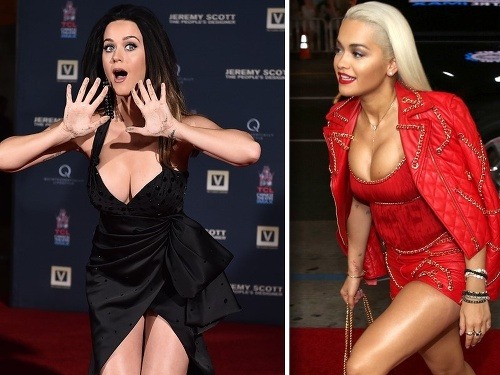 Katy Perry a Rita Ora predviedli natrieskané dekolty. 