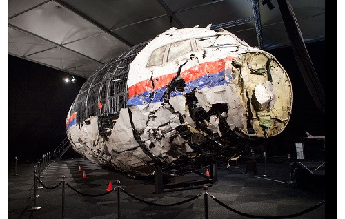 Zničený Boeing 777 zostrelili Rusi