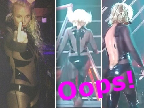 Britney Spears sa na pódiu prihodil ďalší úsmevný trapas. 