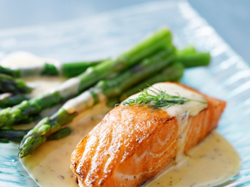 Losos už dávno nie je len jedlom gurmánov a lákadlom luxusných reštaurácií