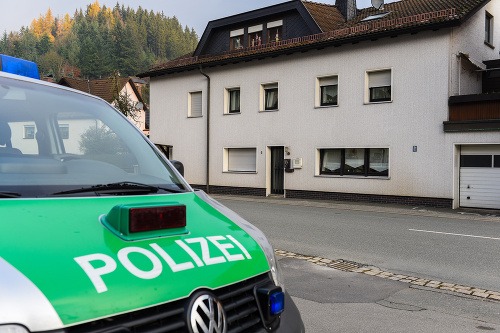 Bavorská polícia rieši hrôzostrašný prípad.