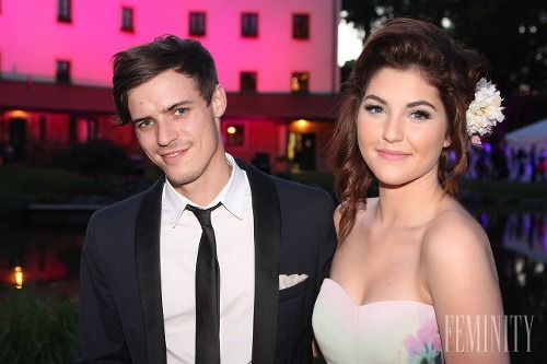 Celeste Buckingham je síce rockerka telom i dušou, no pri priateľovi Matejovi Vávrovi žiari ako nikdy predtým
