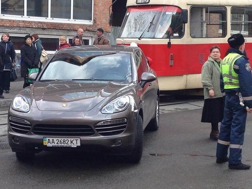 manželka českého podnikateľa zablokovala v Kyjeve dopravu na niekoľko hodín 