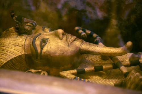 Tutanchamónov zlatý sarkofág