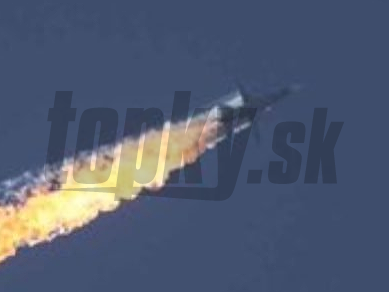 Ruská stíhačka zasiahnutá tureckou raketou.
