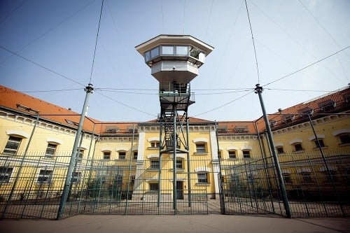 Väzenie v Leopoldove