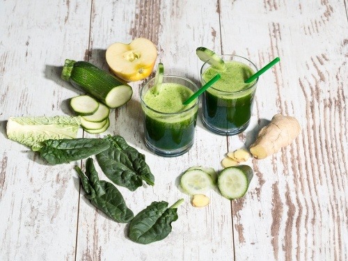 Zbavte sa sviatočných tukov pomocou tohto zaručeného očistného drinku!