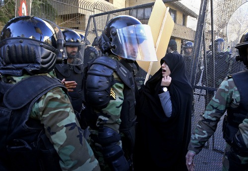 Protesty v Teheráne po poprave šítskeho duchovného