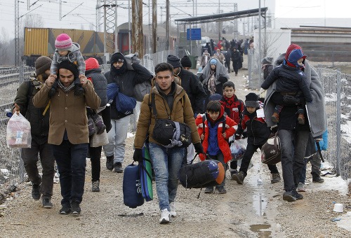 Utečenci stále prúdia do Európy