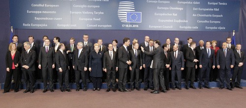 Lídrov členských krajín EÚ čaká summit.