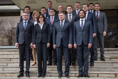 Premiér a jeho noví ministri