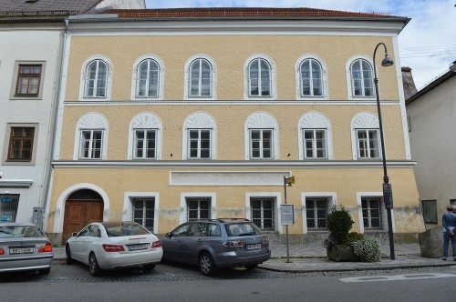 Rodný dom Adolfa Hitlera v Braunau am Inn