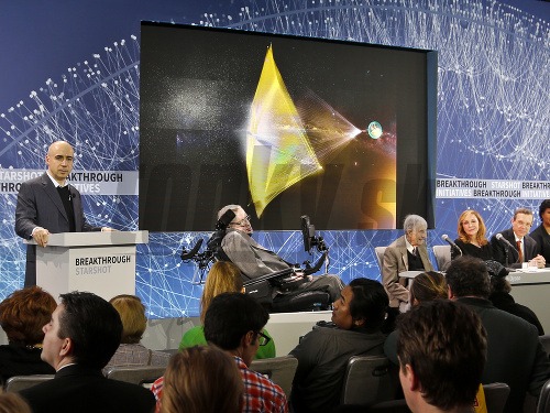 Stephen Hawking a Jurij Milner predstavili revolučný projekt.