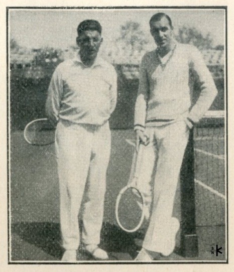 Tenisová jednotka z 20. rokov 20. storočia W. Tilden so svojím trénerom (A sport Encyklopédiája, 1928, s. 129)