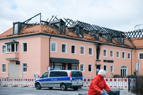 Vo februári tohto roka v Budyšíne zhorel domov pre utečencov. Miestni vtedy bránili jeho haseniu.