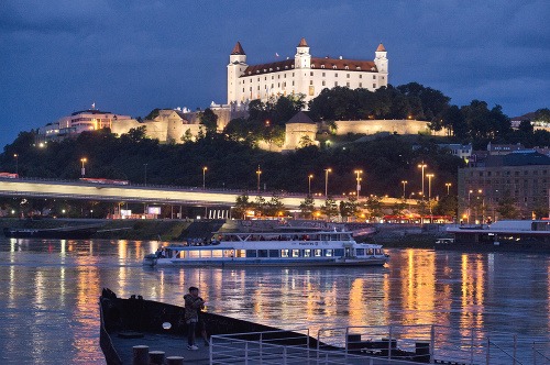 Pohľad na Bratislavský hrad.