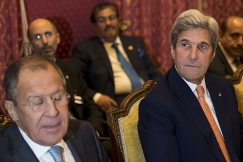 Sergej Lavrov a John Kerry