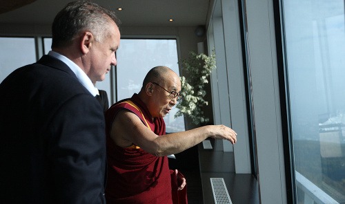 Andrej Kiska s dalajlámom.