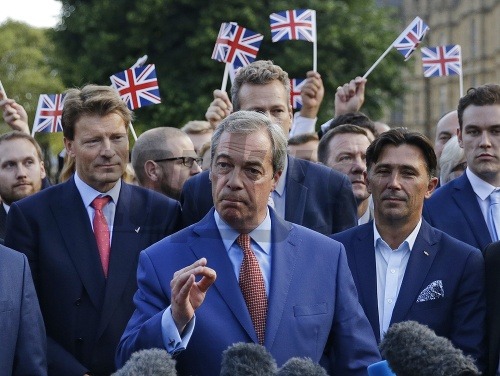 Hlavná tvár brexitu - Nigel Farage