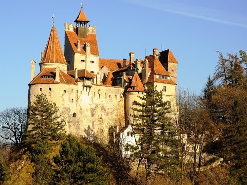 Strávte halloweensku noc v hrad grófa Drakulu