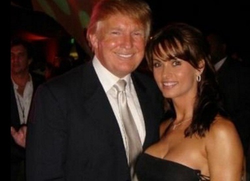 Donald Trump a Karen McDougalová na Miss 2006
