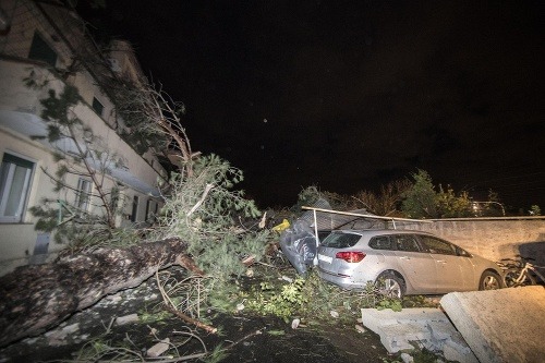 Extrémne počasie v Taliansku zanechalo škody a obete
