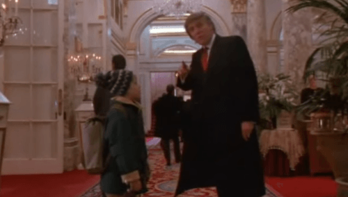 Donald Trump vo filmovej snímke Sám doma 2 spolu s legendárnym Kevinom 