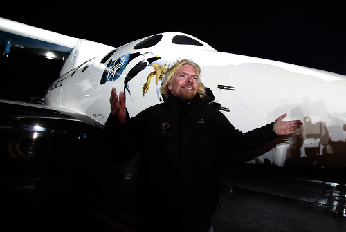 Richard Branson predstavil nové nadzvukové lietadlo.
