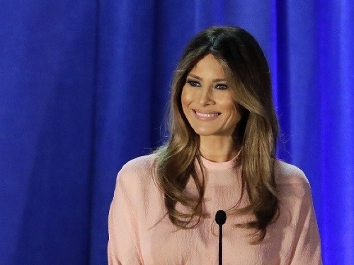 Viete ako vyzerala Melania Trump kedysi?