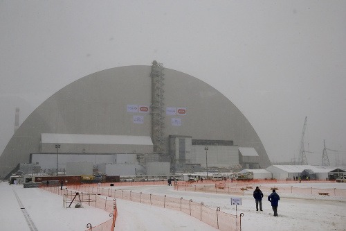 Reaktor v Černobyle má nový kryt