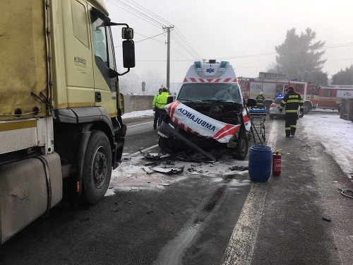 Nehoda v Koniarovciach.