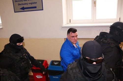 Policajný šéf a mafiánsky boss Černák: Slovná vojna, aká tu už dávno nebola! – galéria | Topky.sk