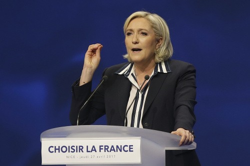 Le Penovej prejav sa nápadne podobal na prejav neúspešného kandidáta Francoisa Fillona