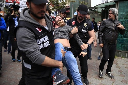 Násilné protesty v Istanbule.
