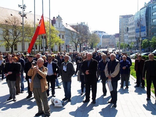 Zhromaždenie komunistov na 1. mája