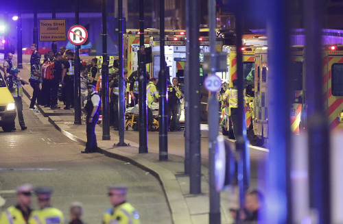 Ďalší teroristický útok si v Londýne vyžiadal 7 mŕtvych a 48 zranených.