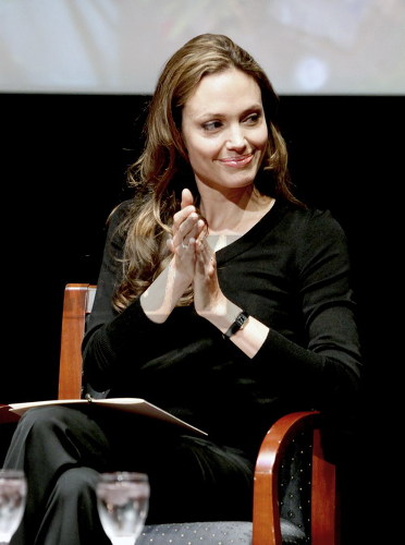 Angelina Jolie lesbické sex
