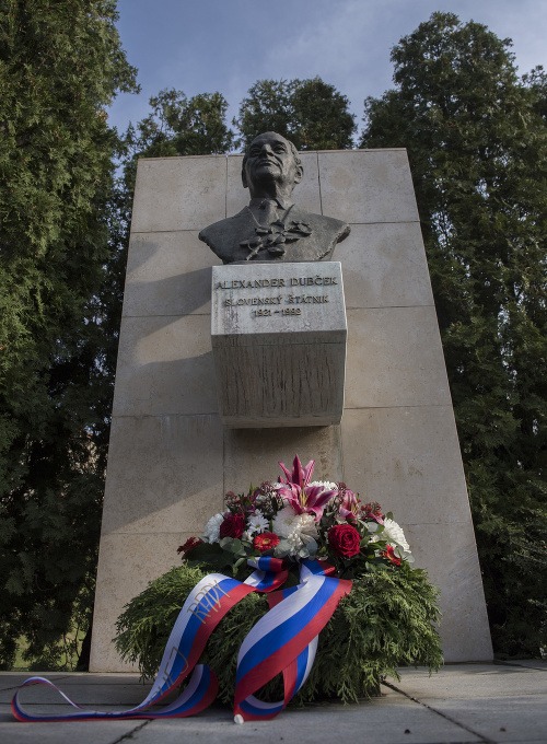 Pamätník Alexandra Dubčeka